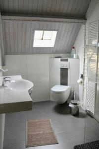 Woonhuis badkamer boven