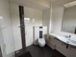 Badkamer beneden